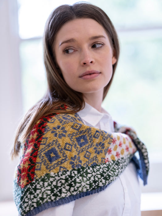 Folky Scout Mini Shawl