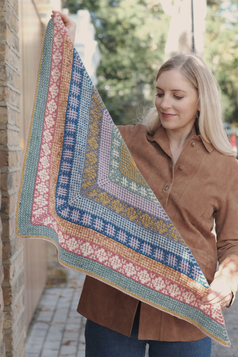 Gwen Mini Shawl
