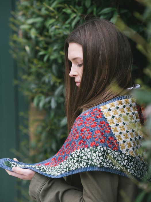 Folky Scout Mini Shawl