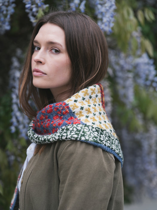 Folky Scout Mini Shawl